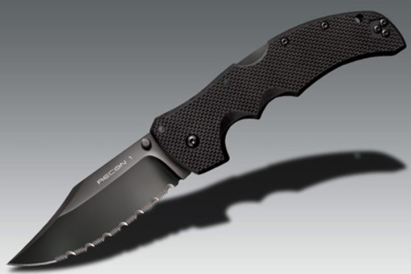 Recon 1 clip Point Serrated Edge