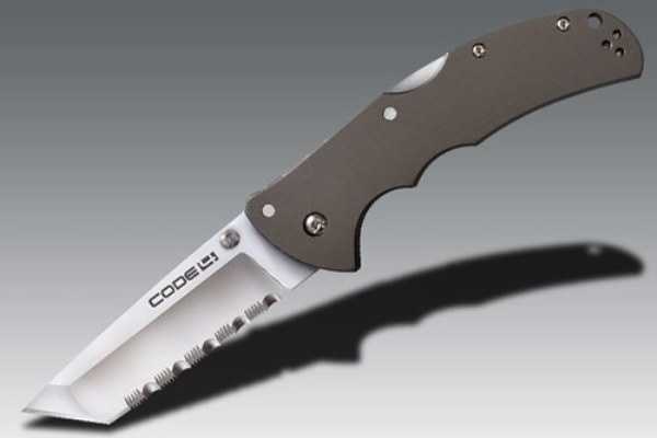 Code 4 Tanto Point Serrated