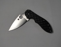 Domino Folding Knife CF-TI XHP Plain Edg