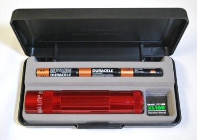 XL100 LED MagLite Flashlight - Red